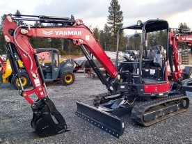 8,000 lbs. Rental Mini Excavator, Hydraulic Thumb, 4-Way Dozer Blade, Yanmar Model ViO35-6A-6