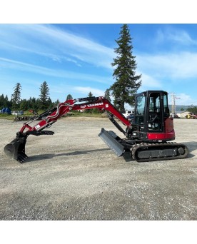 9,500 lbs Mini Excavator, ENCLOSED CAB, HEAT/AC, 6-WAY ANGLE DOZER BLADE, Hydraulic Thumb, Yanmar Model SV40-24