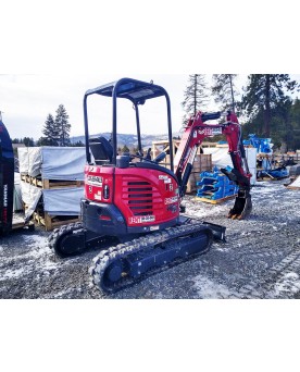 6,000 lbs. Mini Excavator, Hydraulic Thumb, Straight Dozer Blade, Yanmar Model ViO25-6B-20